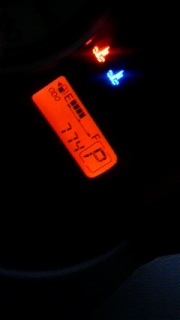 �m���