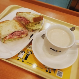 �����������������ă��[�j���O